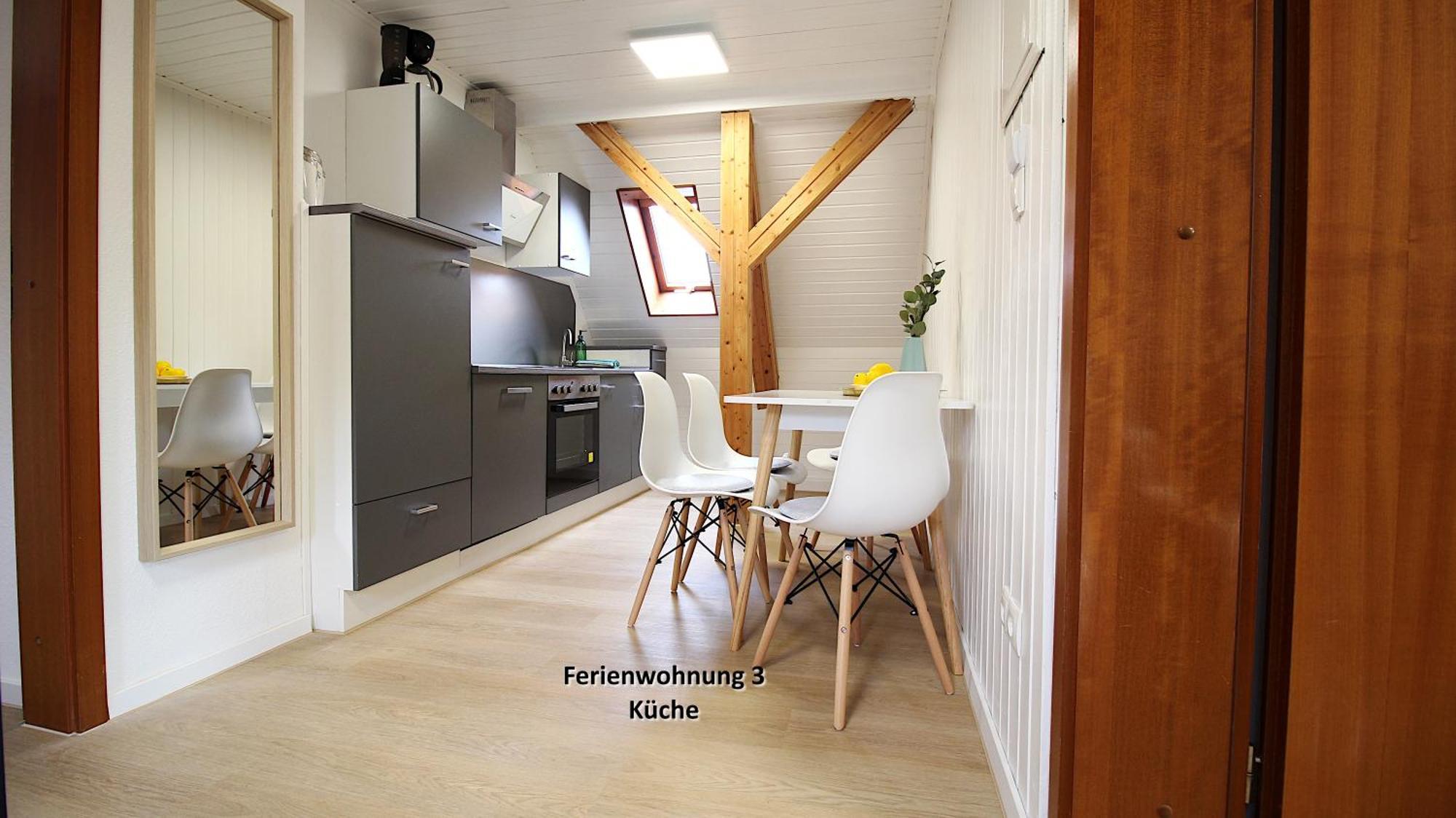 3 Zimmerwohnung In Naehe Uniklinik, Free Parking Würzburg