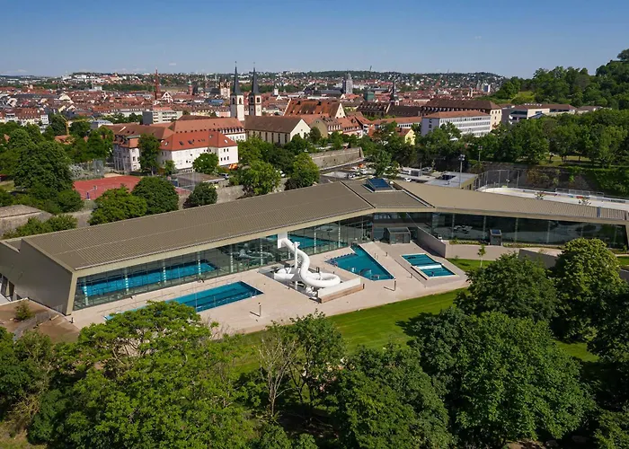 3 Zimmerwohnung In Wuerzburg Naehe Uniklinik, Free Parking
