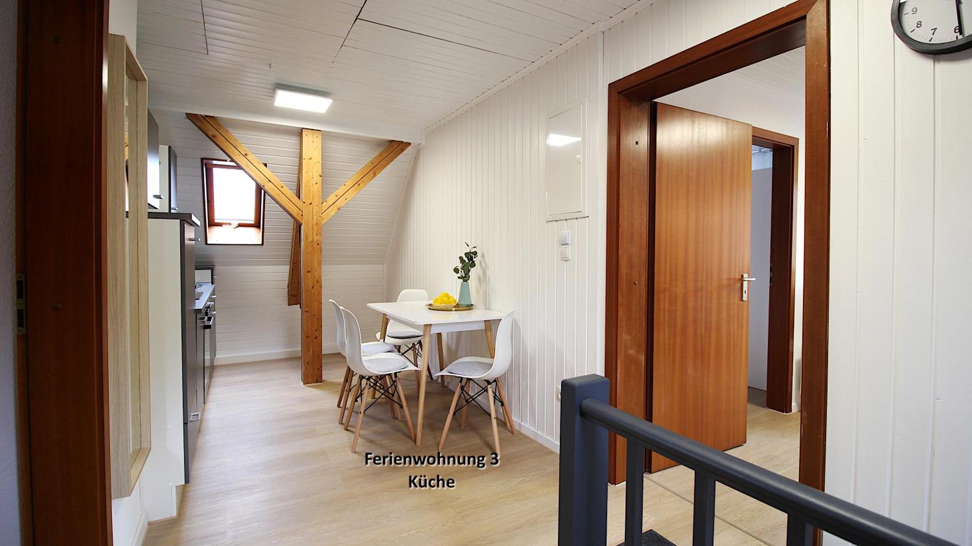 3 Zimmerwohnung In Naehe Uniklinik, Free Parking Apartment