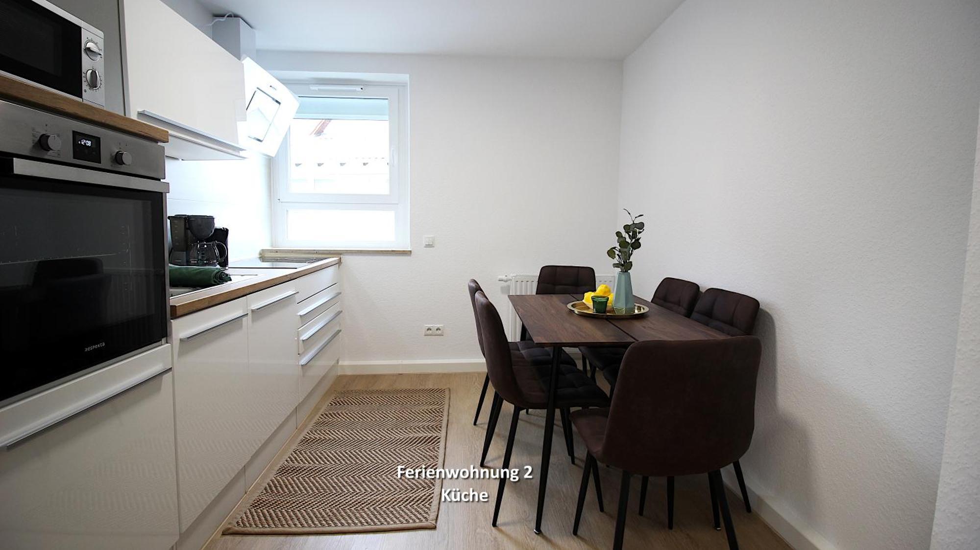 3 Zimmerwohnung In Naehe Uniklinik, Free Parking Apartment *
