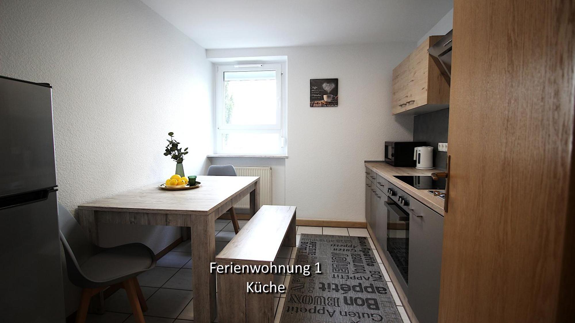 3 Zimmerwohnung In Naehe Uniklinik, Free Parking Apartment *
