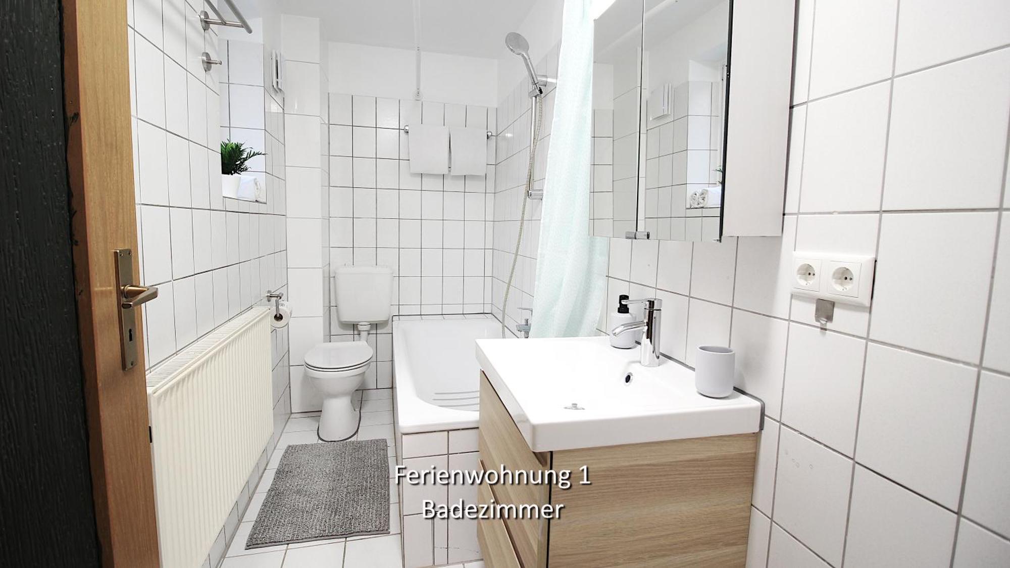 3 Zimmerwohnung In Naehe Uniklinik, Free Parking